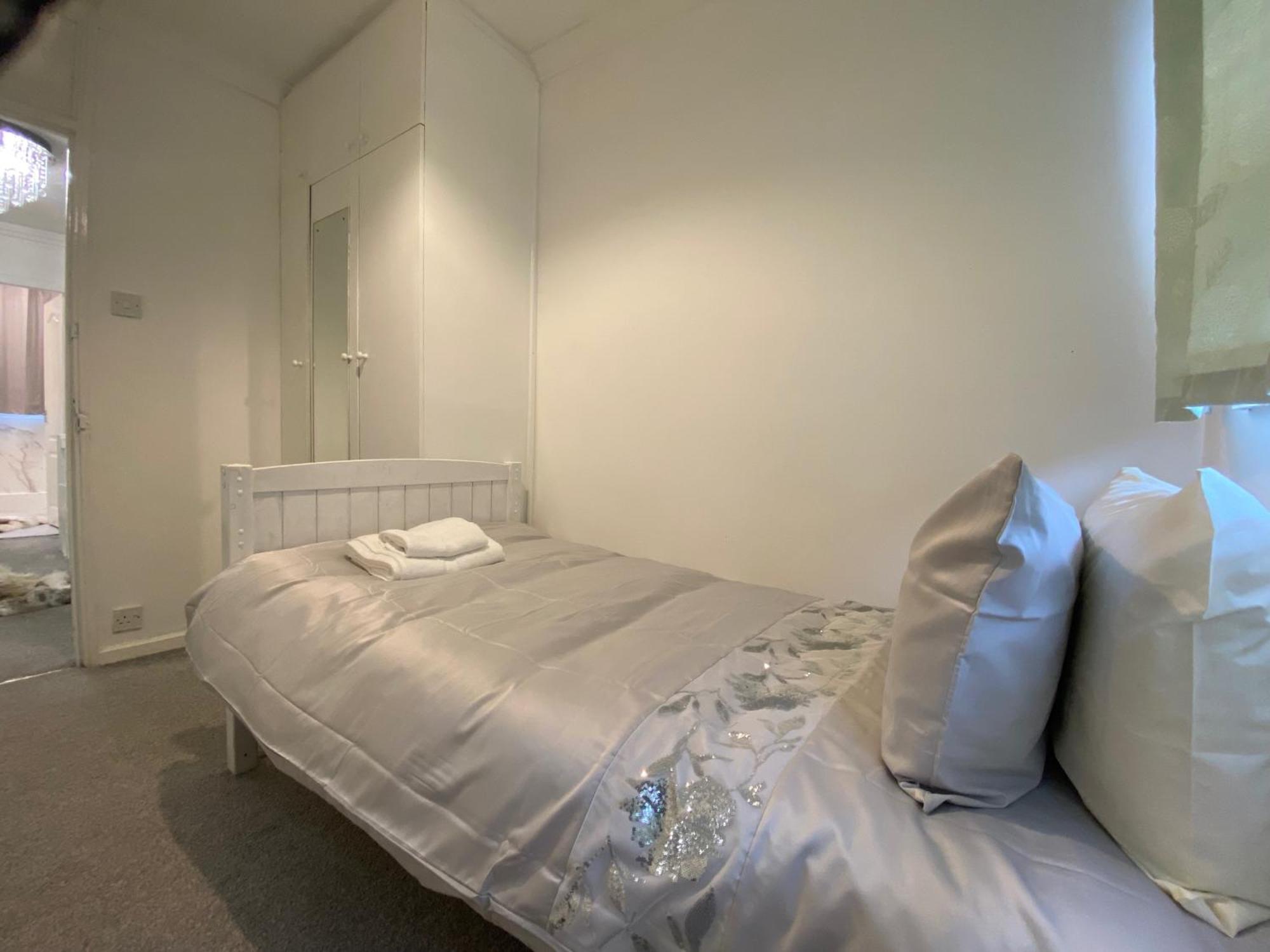 Casa vacanze Charm - 3 Bedroom House Near Canary Wharf *