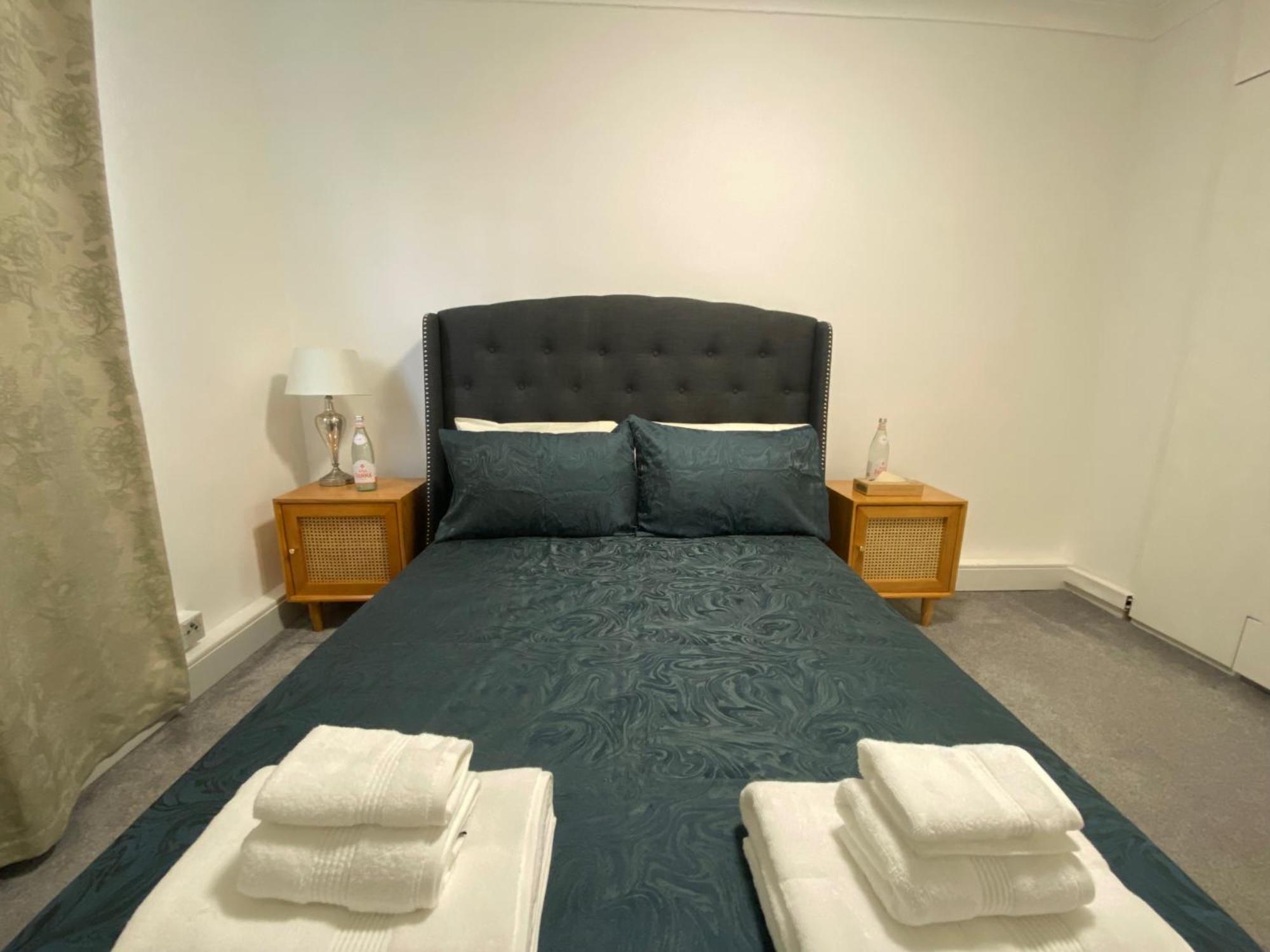 Charm - 3 Bedroom House Near Canary Wharf *